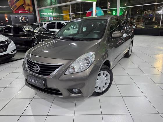 NISSAN VERSA 1.6 16V FLEX SL 4P MANUAL NISSAN VERSA 1.6 16V FLEX SL 4P MANUAL
